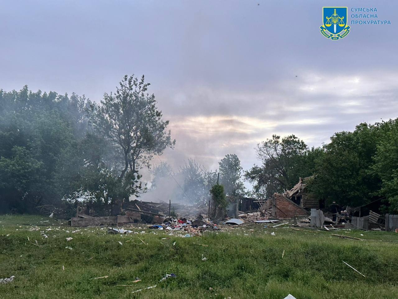 Последствия воздушного удара по Эсманской общине в Сумской области