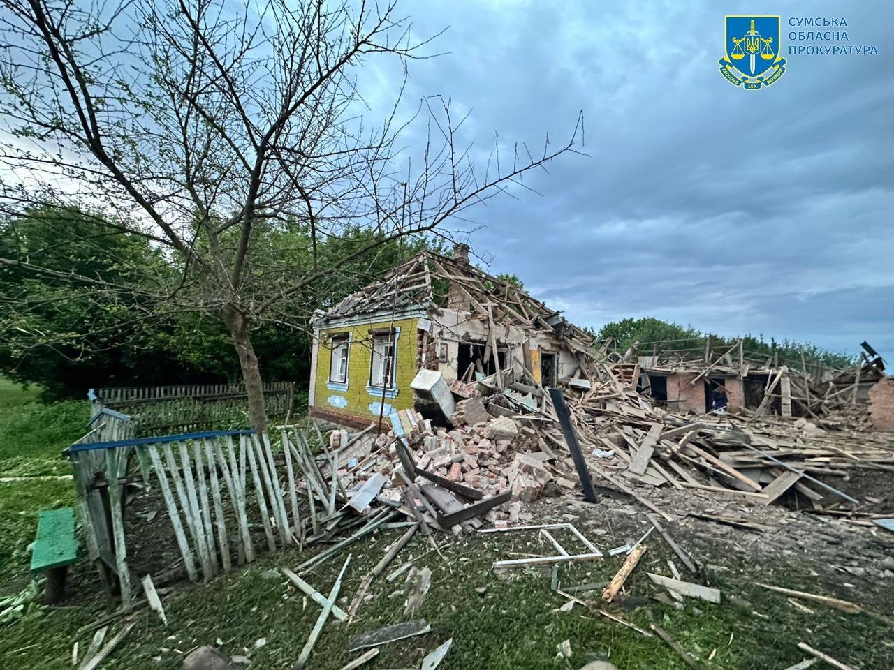 Последствия воздушного удара по Эсманской общине в Сумской области