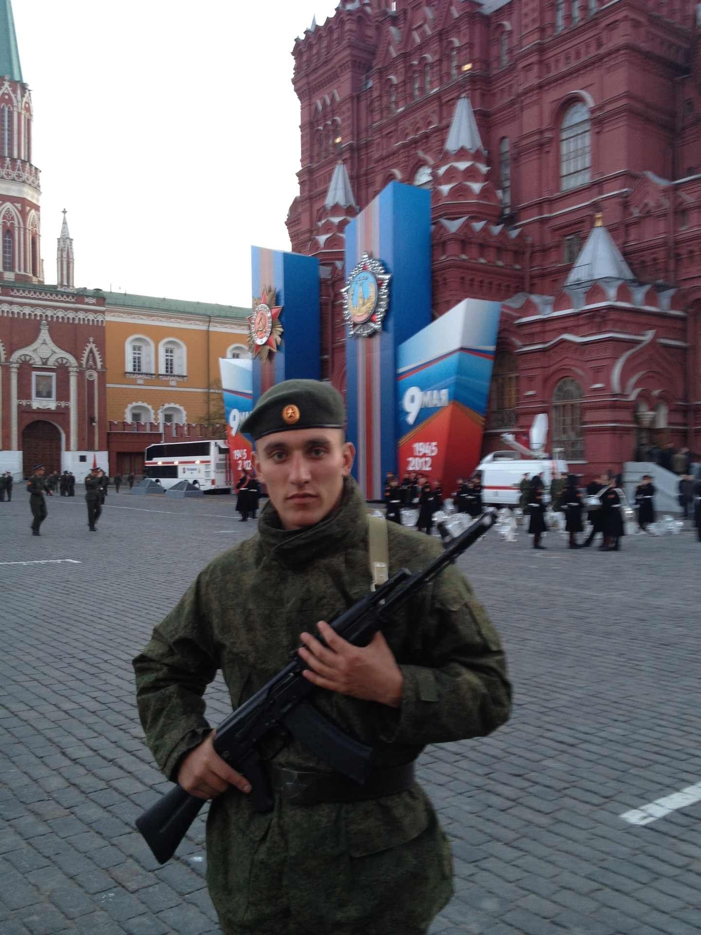 боец Николай Чоулз