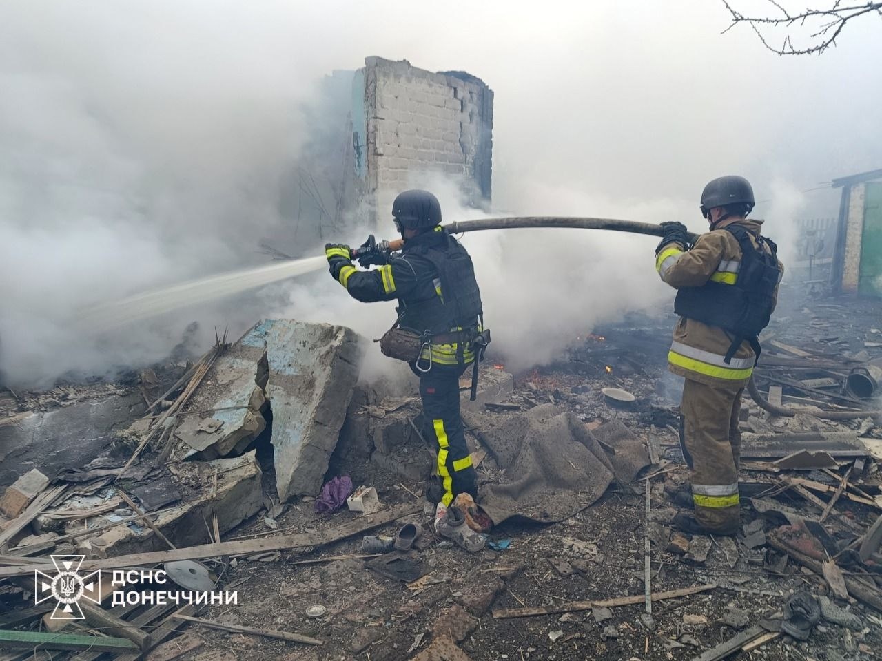 Последствия российского обстрела в Краматорском районе в Донецкой области
